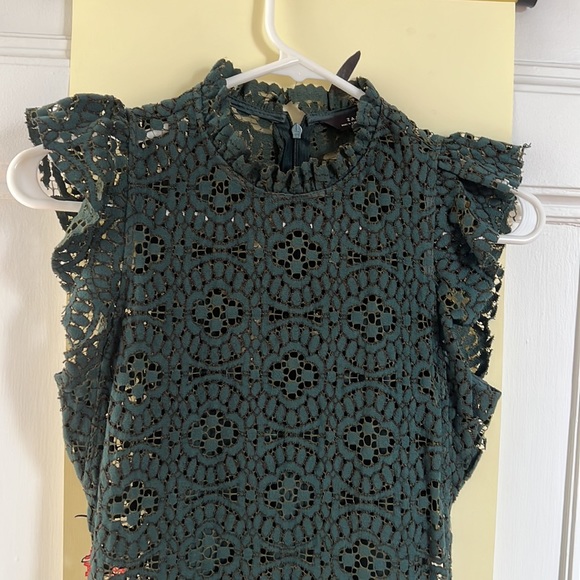 Beautiful emerald green lace dress xs - Picture 2 of 5